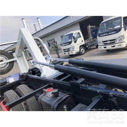 国五全新一拖二清障车 高效救援的坚实伙伴